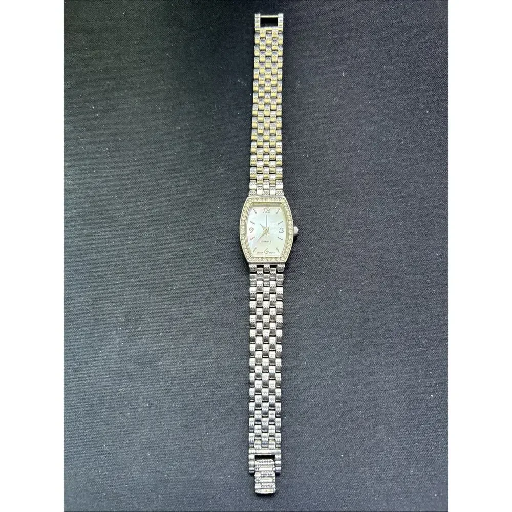 Silver Tone MOP Dial Women’s Quartz Watch